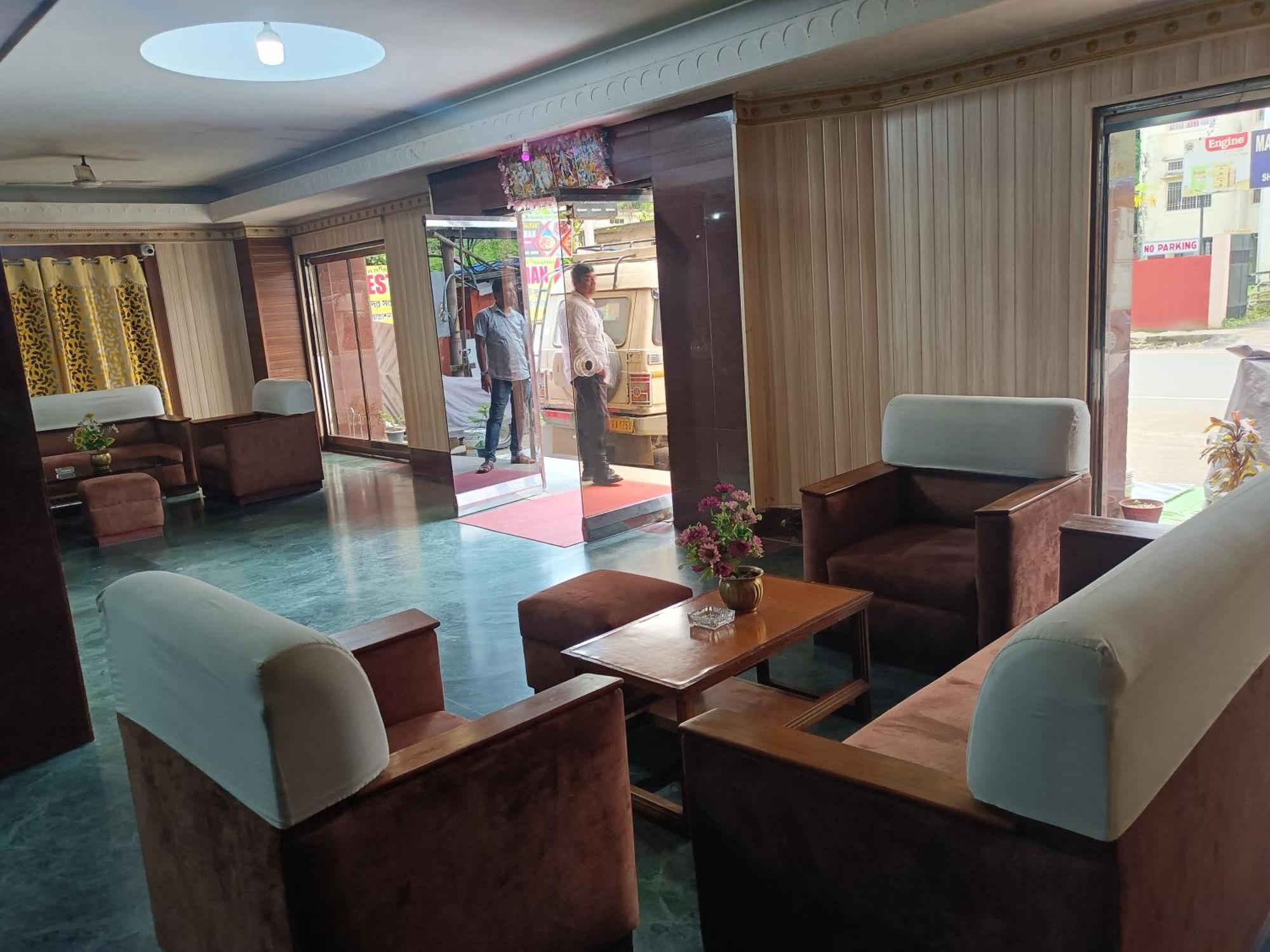 Hotel Sudakshina By Roh Silchar Eksteriør bilde