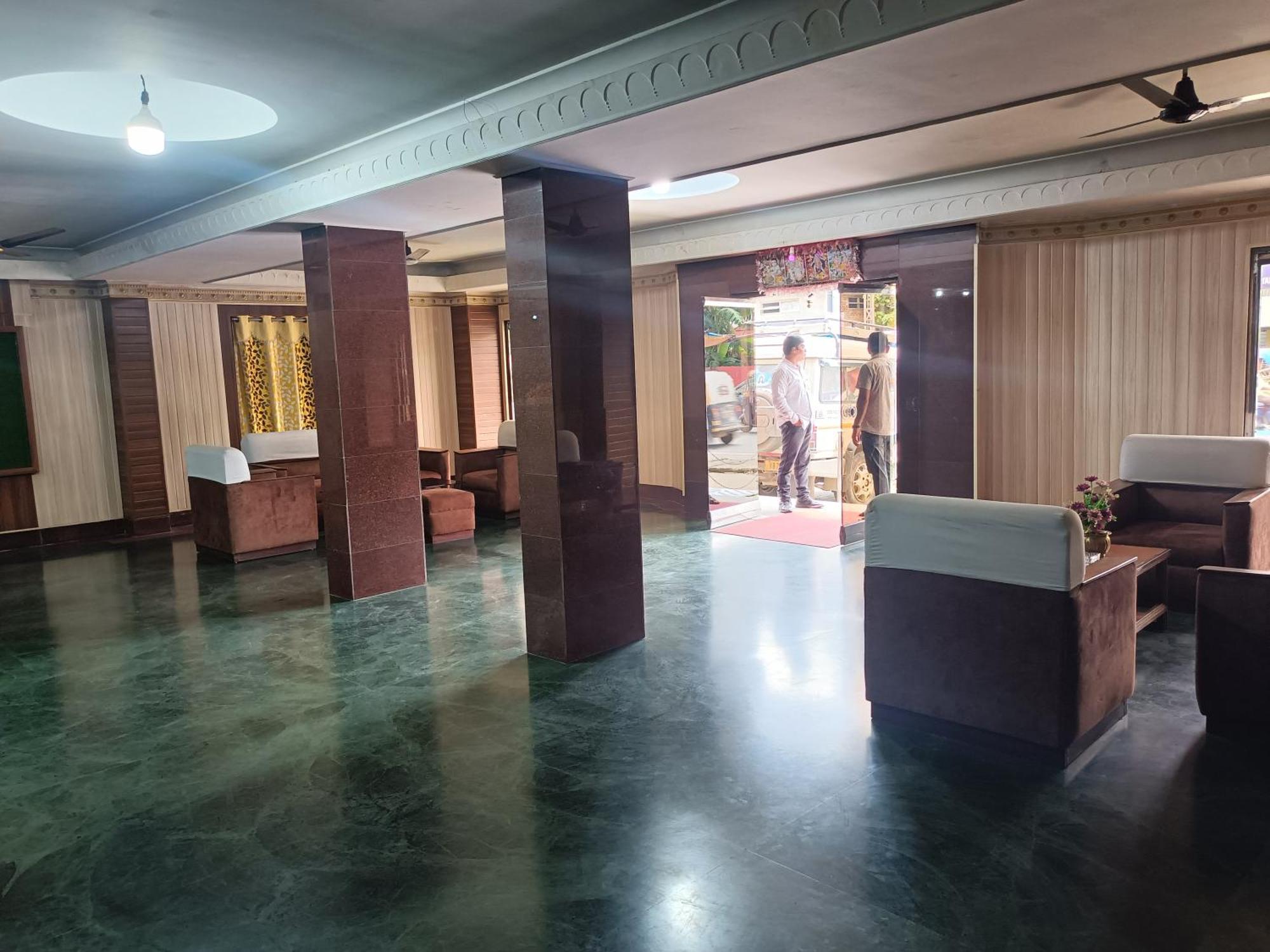 Hotel Sudakshina By Roh Silchar Eksteriør bilde
