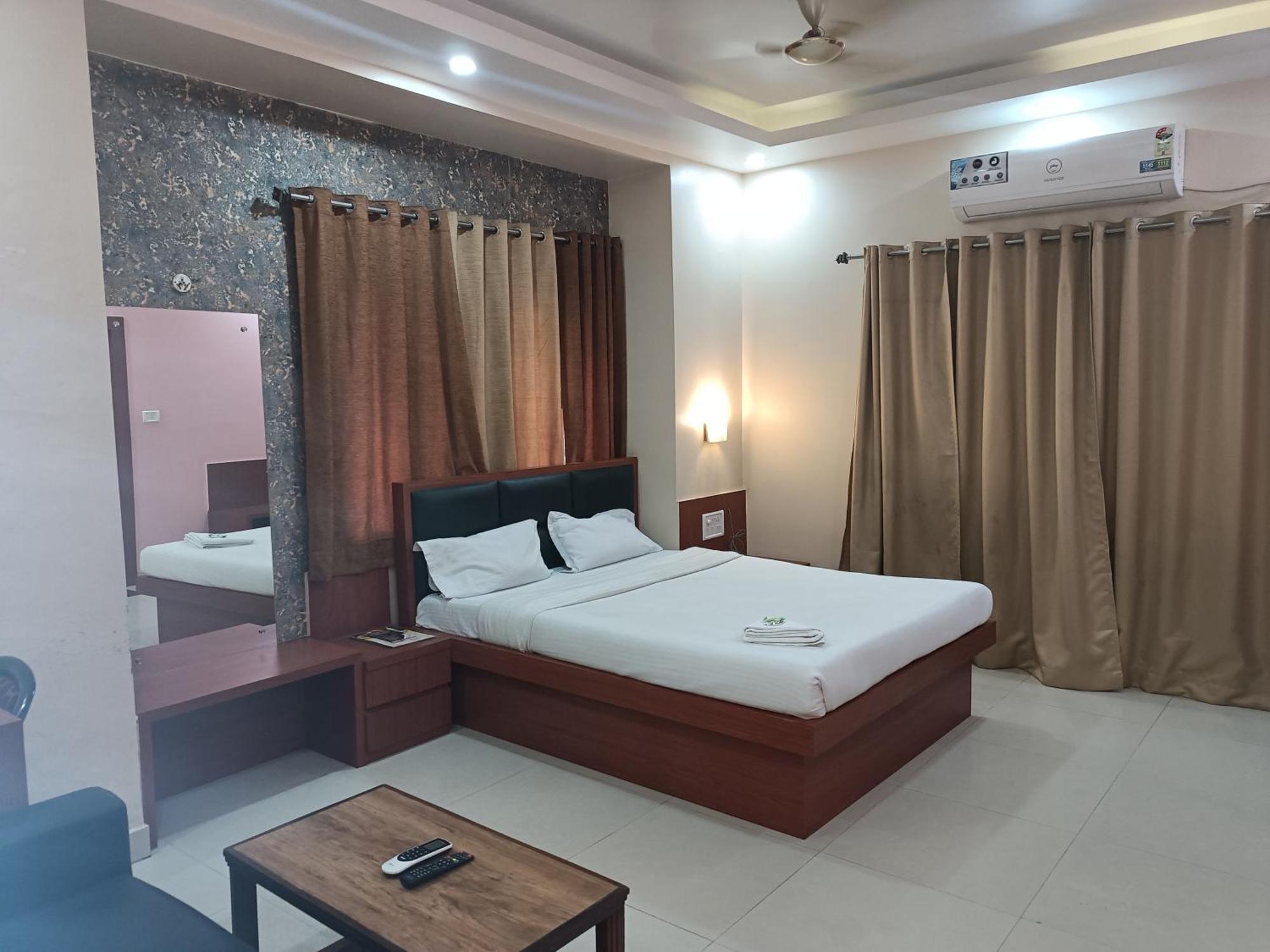 Hotel Sudakshina By Roh Silchar Eksteriør bilde